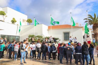 Cerimónia do hastear das bandeiras Eco-Escolas © Câmara Municipal do Porto Santo